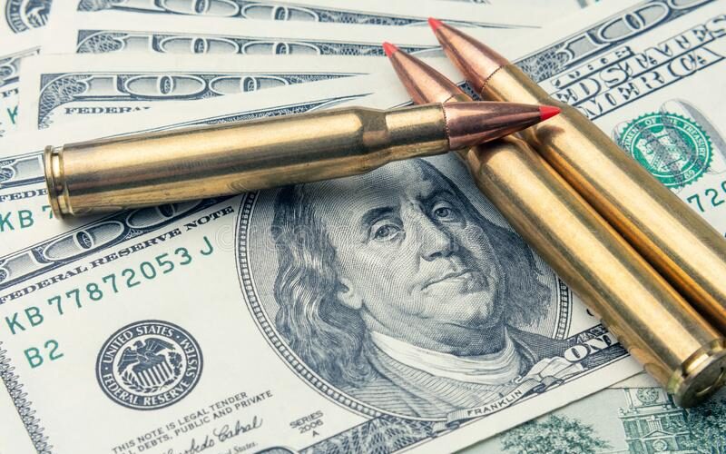 Λεφτά για όπλα υπάρχουν! Σε ιστορικό υψηλό οι στρατιωτικές δαπάνες, 2,44 τρισεκατομμύρια δολάρια!